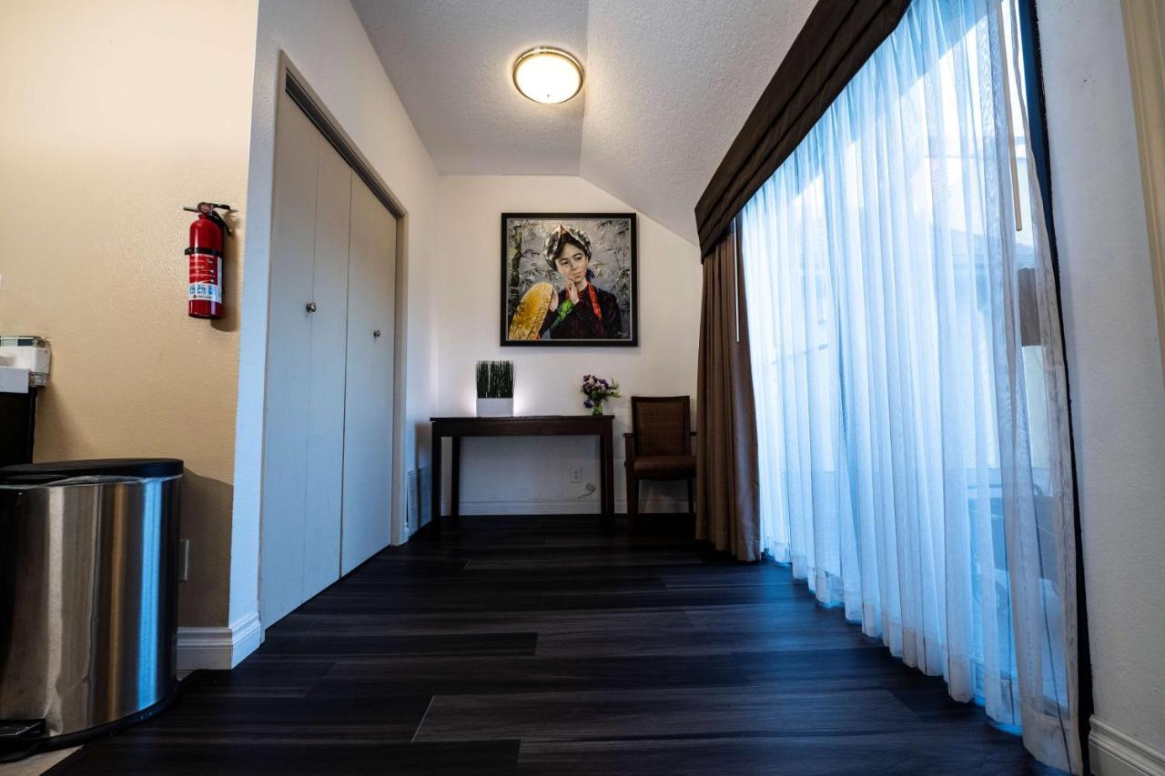 Best Western Westminster Inn Экстерьер фото